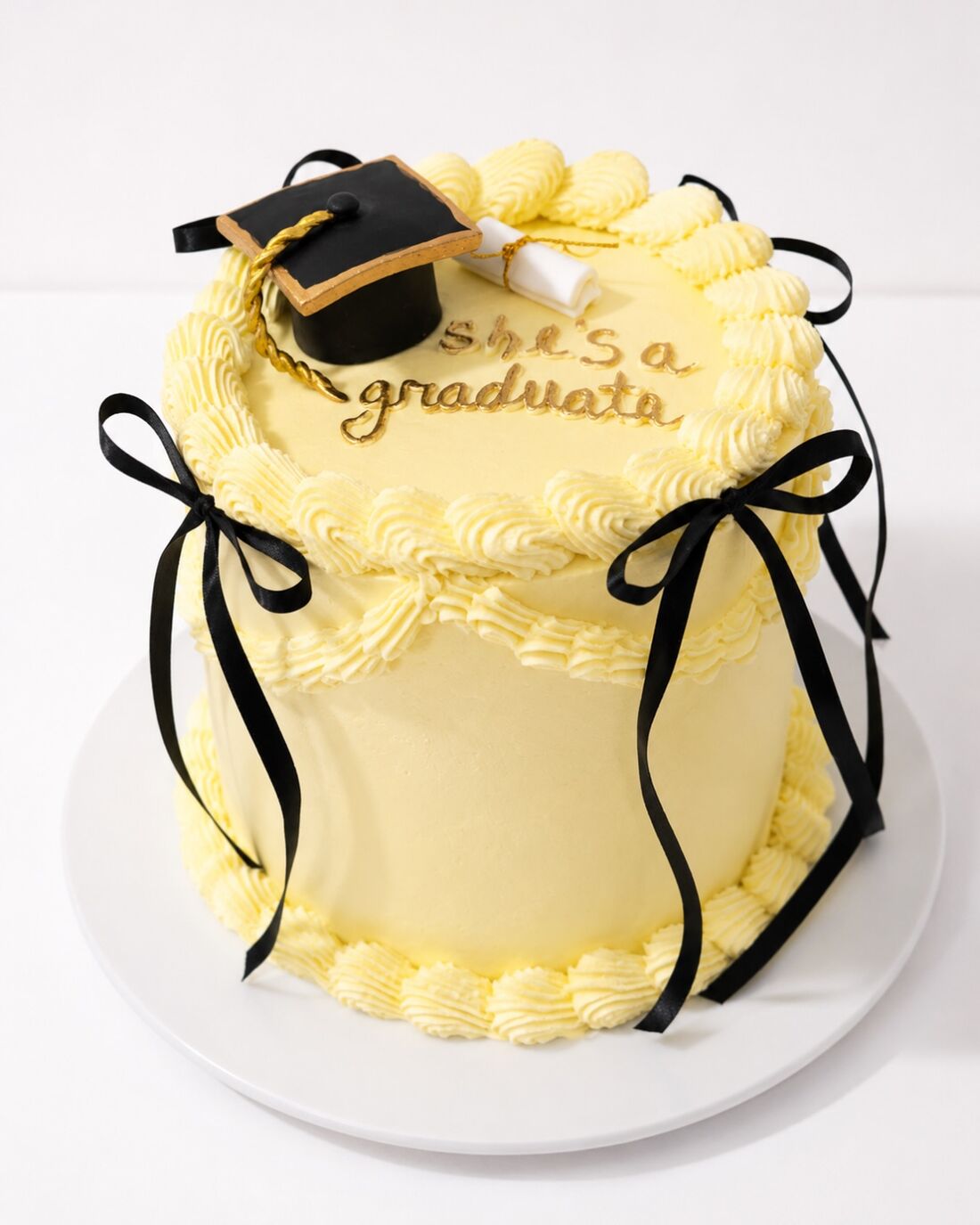 Torta Graduada con Lazos